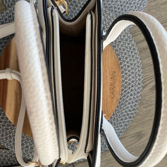 👜DIOPHY WHITE HANDBAG/PURSE w/white and pearl flower charm.  Adjustable strap. - Picture 5 of 11